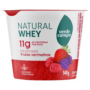 Iogurte Desnatado Bicamadas Sabor Frutas Vermelhas Natural Whey Verde Campo 140g